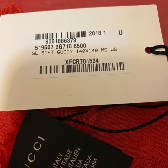 Gucci Red Silk With Gold Star Print And "GUCCY" Logo Scarf/wrap - Picture 11 of 11